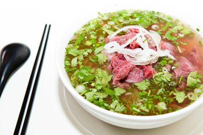 Order Rare Steak Filet Mignon Pho food online from Pho-Licious store, Arcadia on bringmethat.com