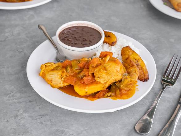 Order Chicken Fricassee food online from El Rincon Criollo store, Culver City on bringmethat.com
