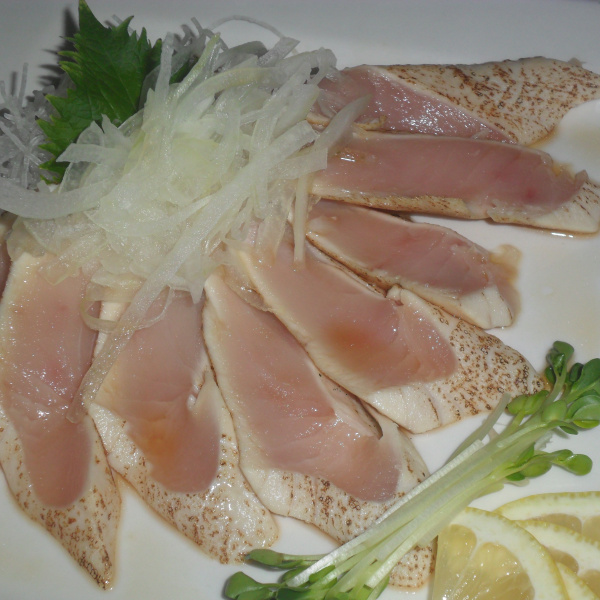 Order Seared Albacore Sashimi food online from Ken of Japan store, Simi Valley on bringmethat.com