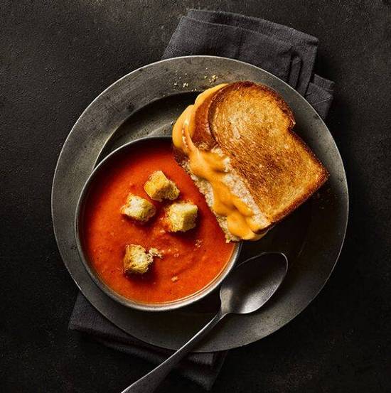 Order Classic Grilled Cheese & Creamy Tomato Soup food online from Panera© store, Atlanta on bringmethat.com
