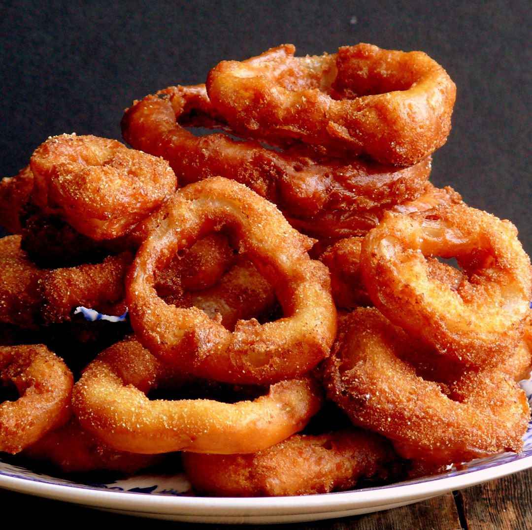 Order 10. Onion Rings food online from 5 brothers gourmet deli store, New York on bringmethat.com