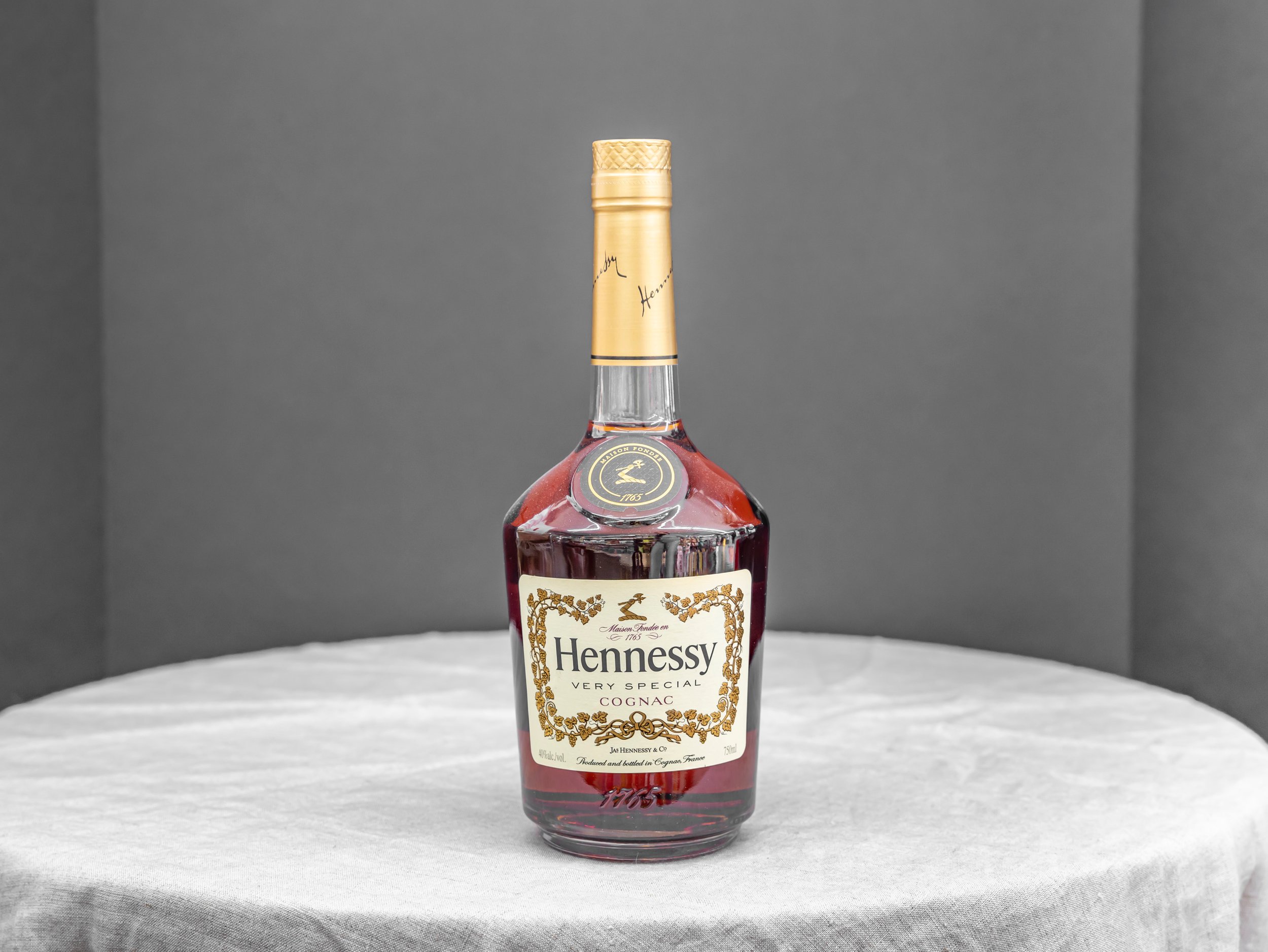 Order Hennessy Very Special food online from Bistro Liquor store, Huntington Beach on bringmethat.com