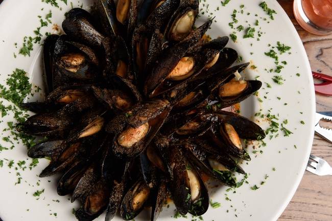 Order Mussels food online from HIEUX Boil Seafood House store, New Orleans on bringmethat.com