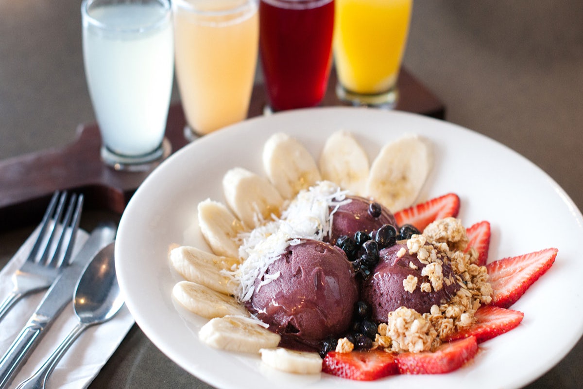 Order Acai Bowl food online from The Broken Yolk Cafe store, Mission Viejo on bringmethat.com