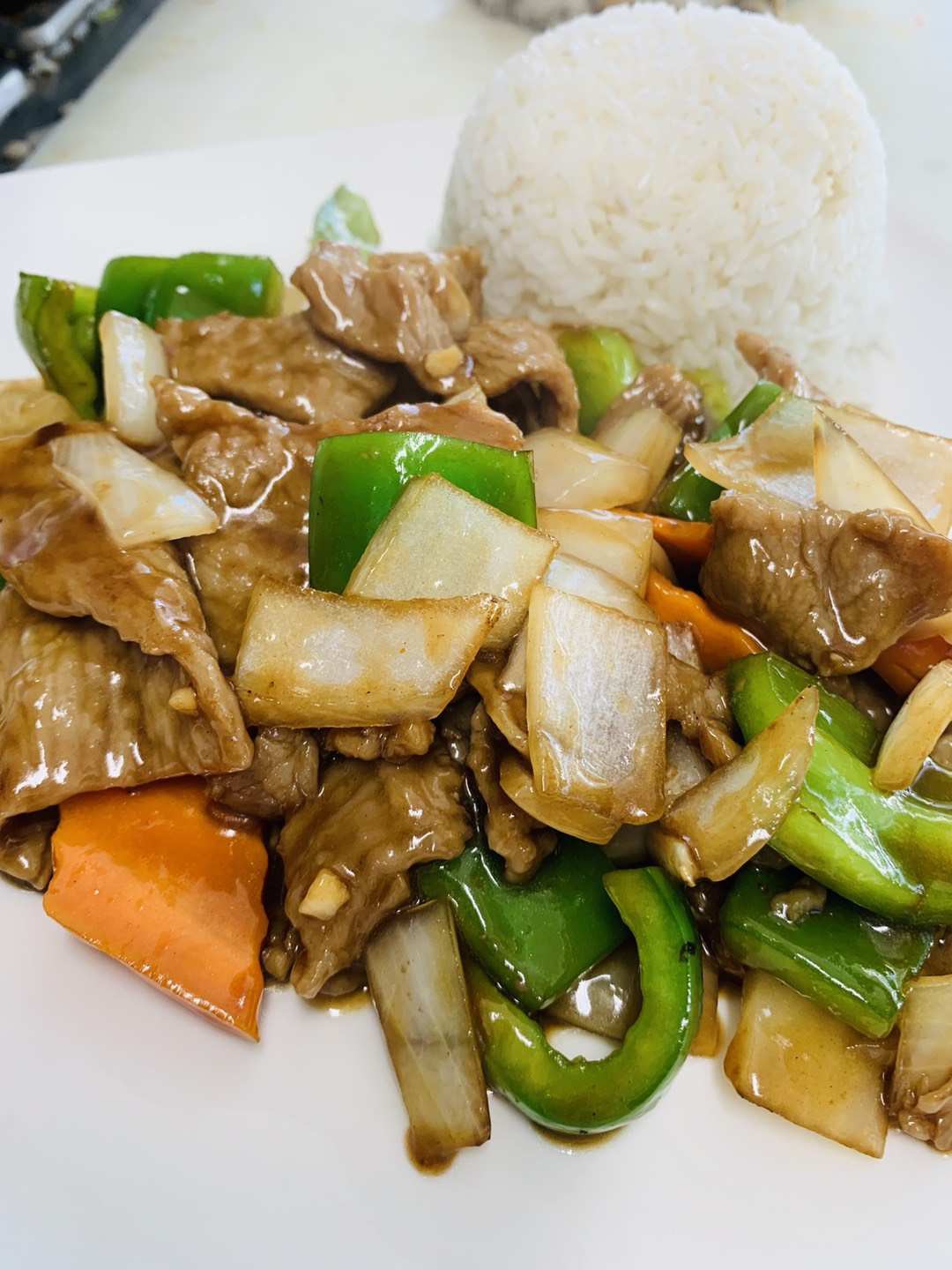 Order Beef with Oyster Sauce food online from Lee Garden Restaurant store, San Leandro on bringmethat.com