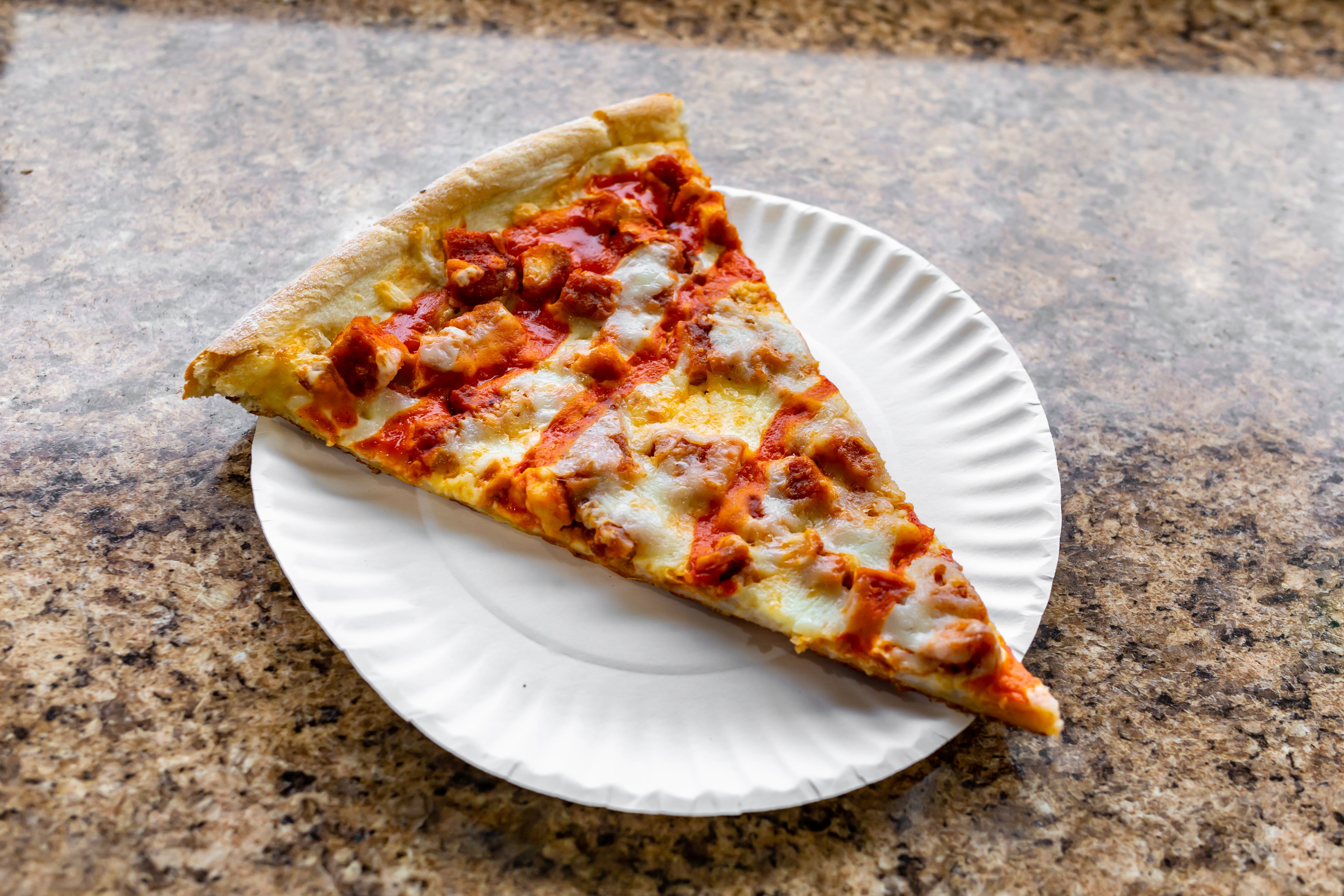 Order Buffalo Chicken Pizza - Large food online from Lorenzo's Pizza store, St James on bringmethat.com