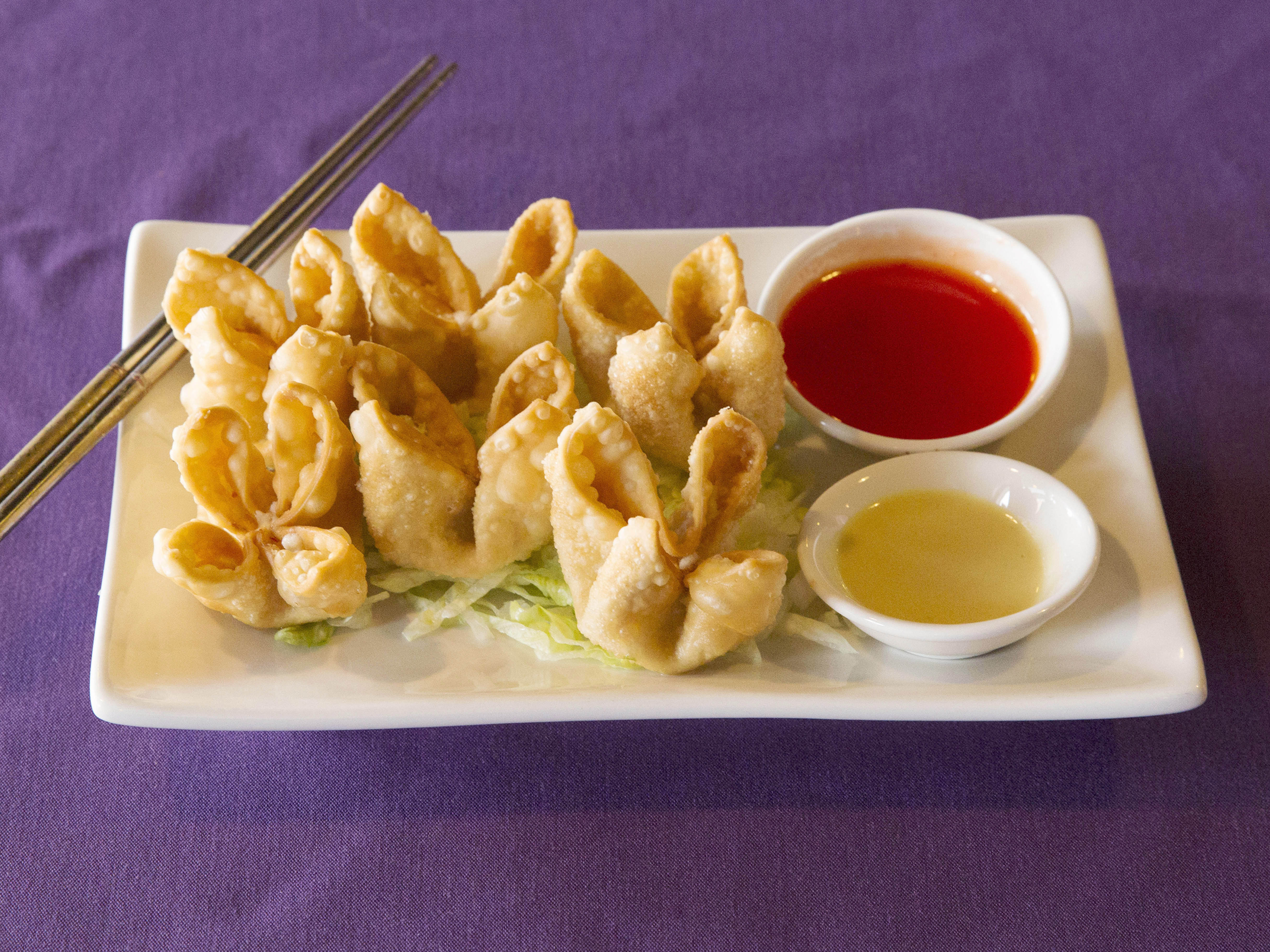 Order A1. Crab and Cheese Wontons food online from Li's asian bistro store, Denver on bringmethat.com