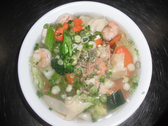 Order Shrimp Wonton Soup food online from China road store, Long Beach on bringmethat.com