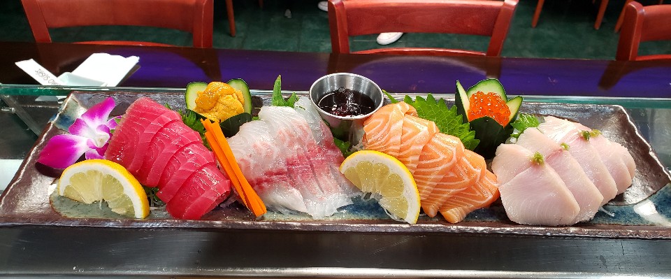 Order 20 pcs Mixed Sashimi food online from Sumo Sushi store, Sherman Oaks on bringmethat.com