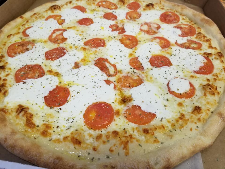 Order White Pizza food online from Dodas Pizza store, Glendale on bringmethat.com