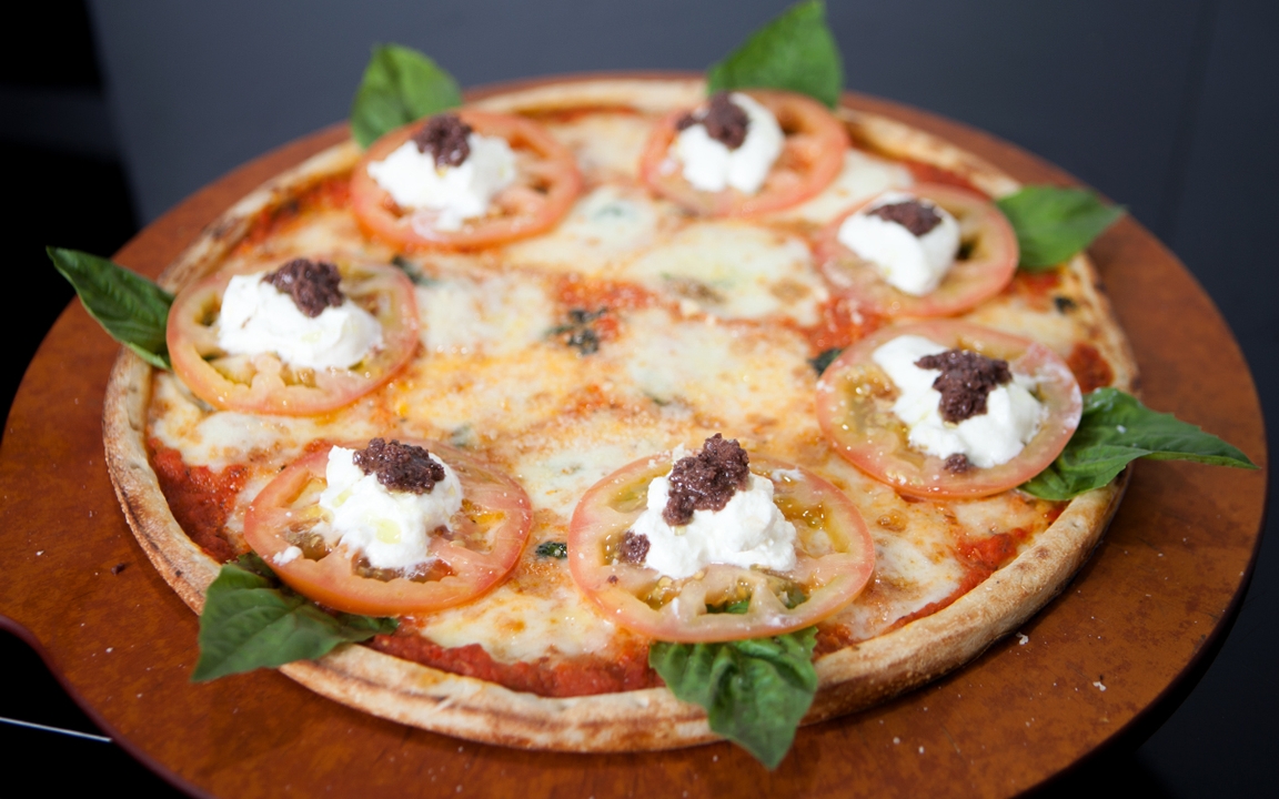 Order Caprese food online from Sampa Pizza store, Lomita on bringmethat.com