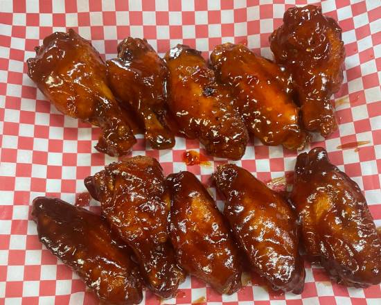 Order 10 Piece Chicken Wings food online from Pie 314 store, Richmond on bringmethat.com