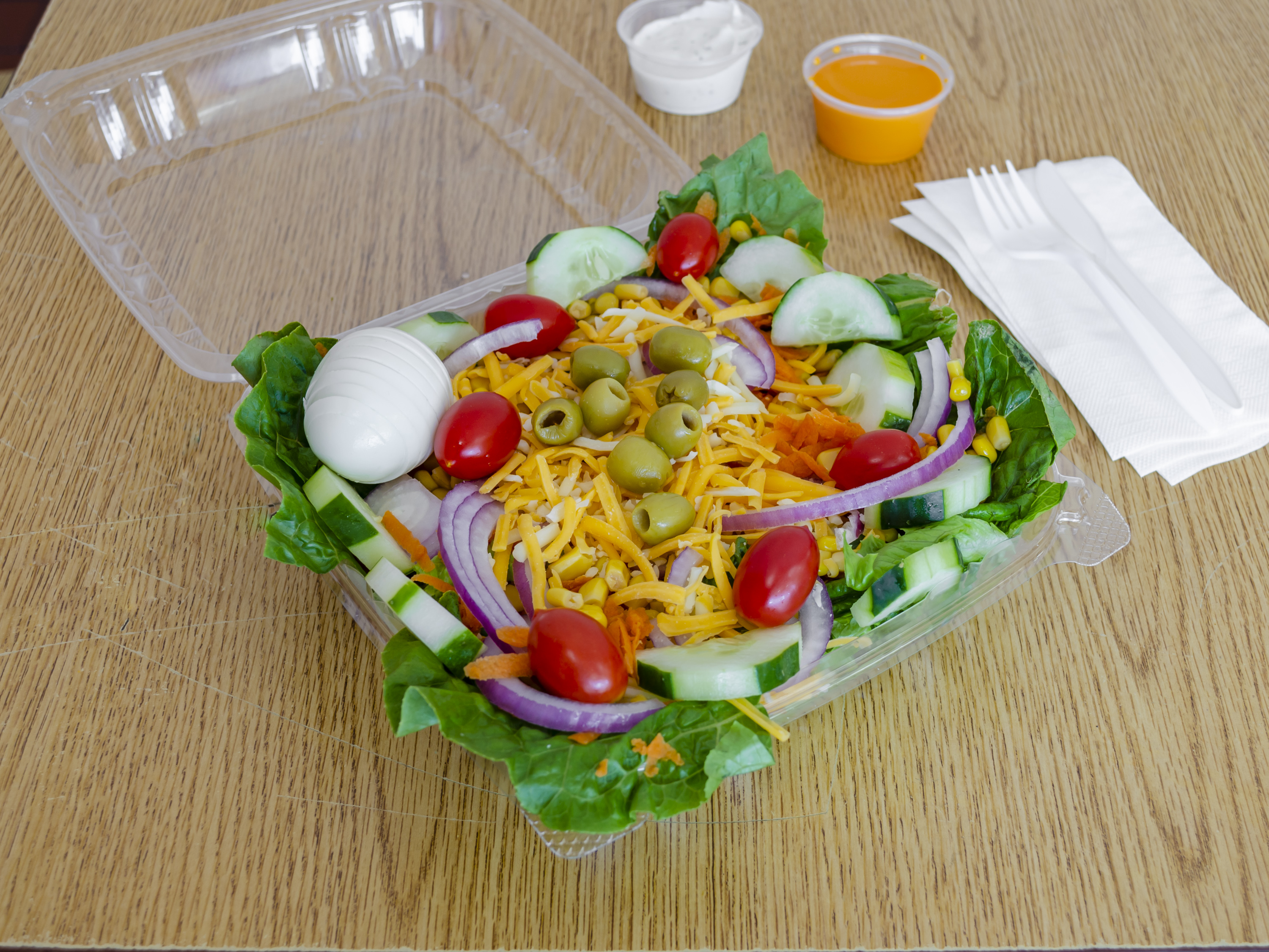 Order Garden Salad food online from Crown Fried Chicken store, Lindenwold on bringmethat.com