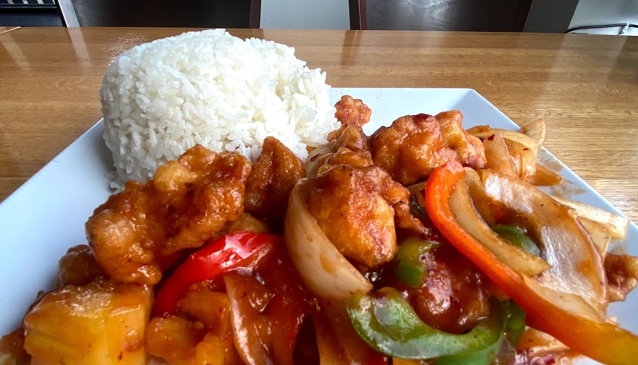 Order Peking Chicken food online from Lotus Restaurant store, Maple Grove on bringmethat.com