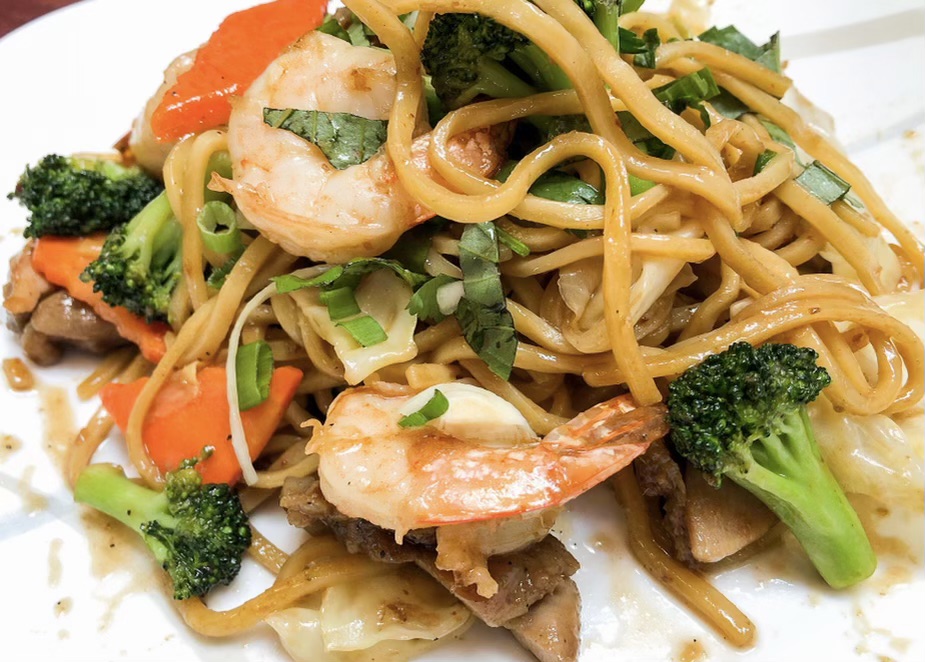 Order Chow Mein food online from World Of Noodle store, San Francisco on bringmethat.com