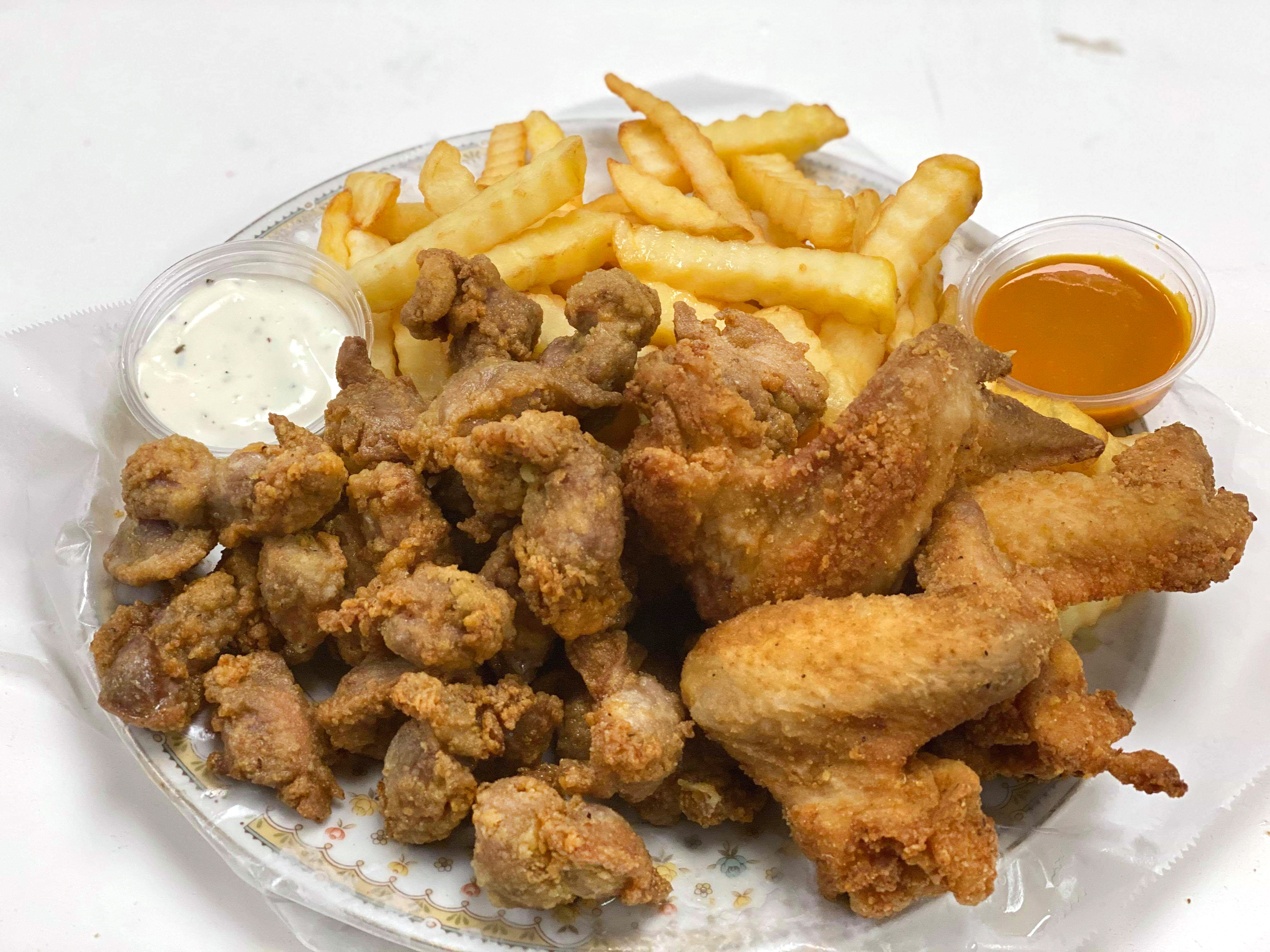 Order Gizzard and 3 Wings Combo food online from J-ville Crab Shack, inc. #4 store, Jacksonville on bringmethat.com