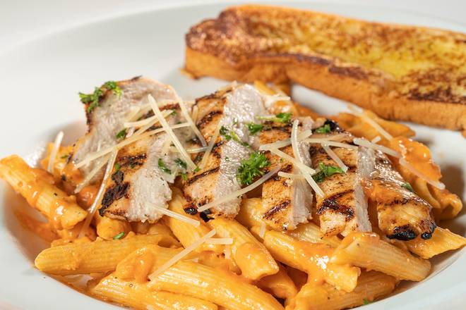 Order GRILLED CHICKEN PASTA (Full Portion) food online from Glory Days Grill store, Providence on bringmethat.com