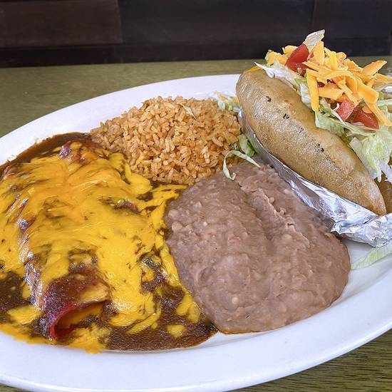 Order Laredo Plate food online from Tia's Taco Hut store, San Antonio on bringmethat.com