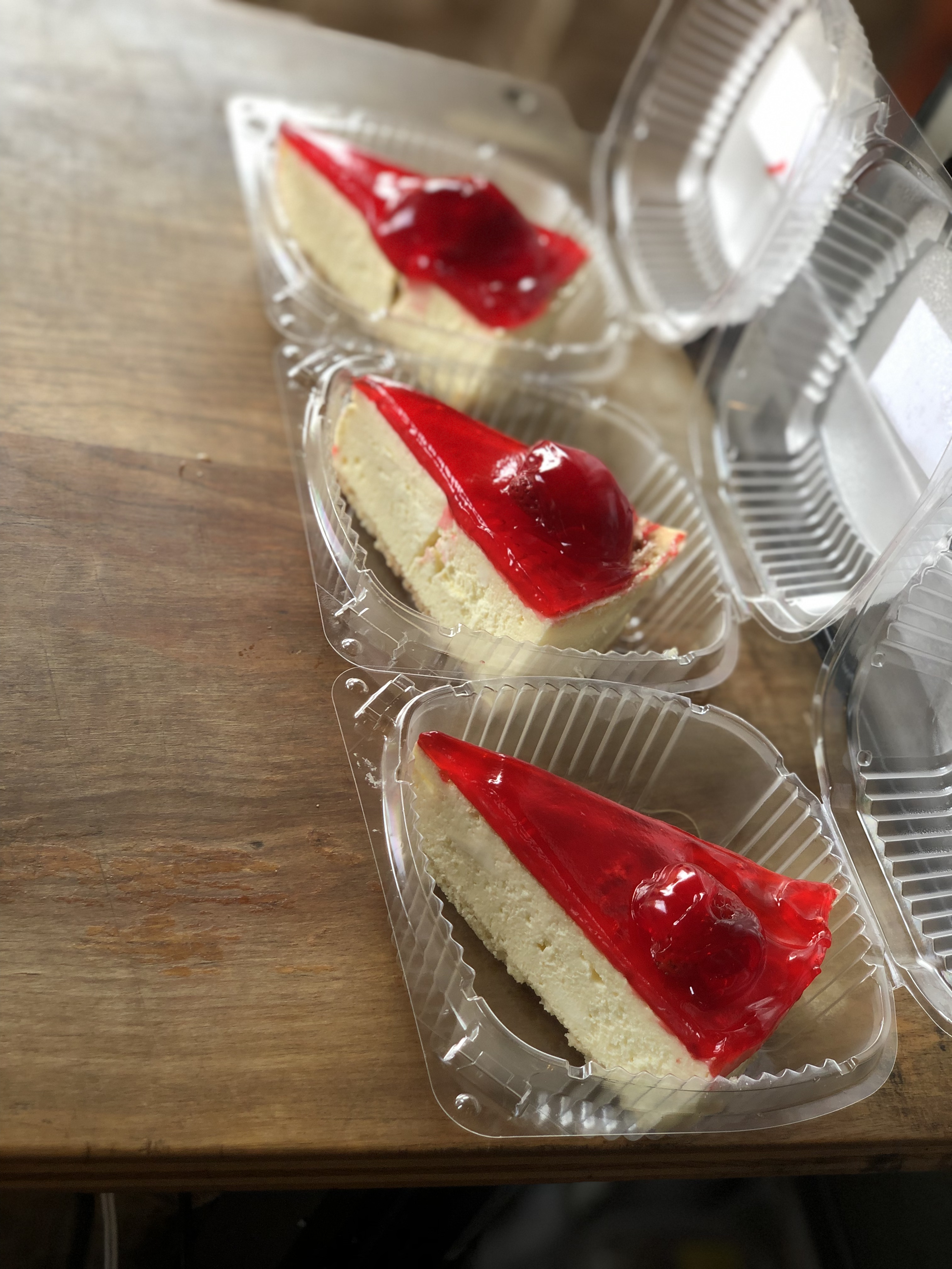 Order Cheese Cake food online from Sandy store, New York on bringmethat.com