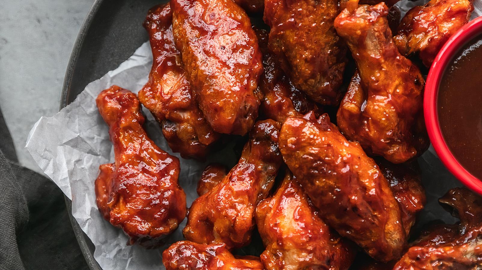 Order BBQ Wings (Non-Breaded) food online from The Twisted Crab store, Hampton on bringmethat.com