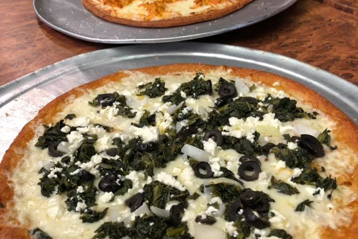 Order Spinach Ricotta Personal Keto Pizza food online from Dolce Vita World Bistro store, Syracuse on bringmethat.com