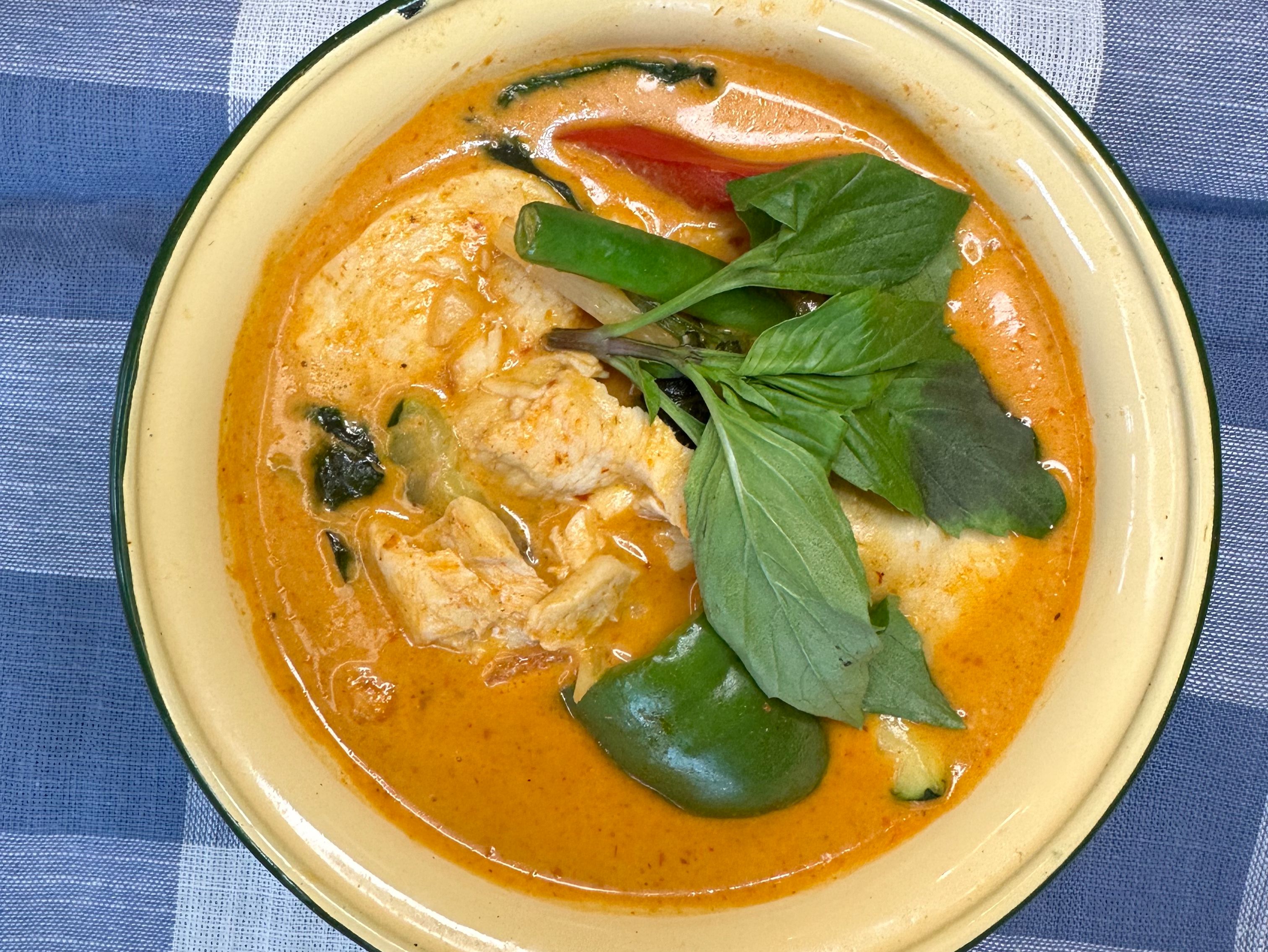 Order * Red Curry Chicken food online from Tuk Tuk Thai Bistro store, Broomfield on bringmethat.com