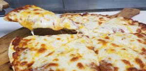 Order 12" Pizza food online from Z Pizza & Diner store, Waverly on bringmethat.com
