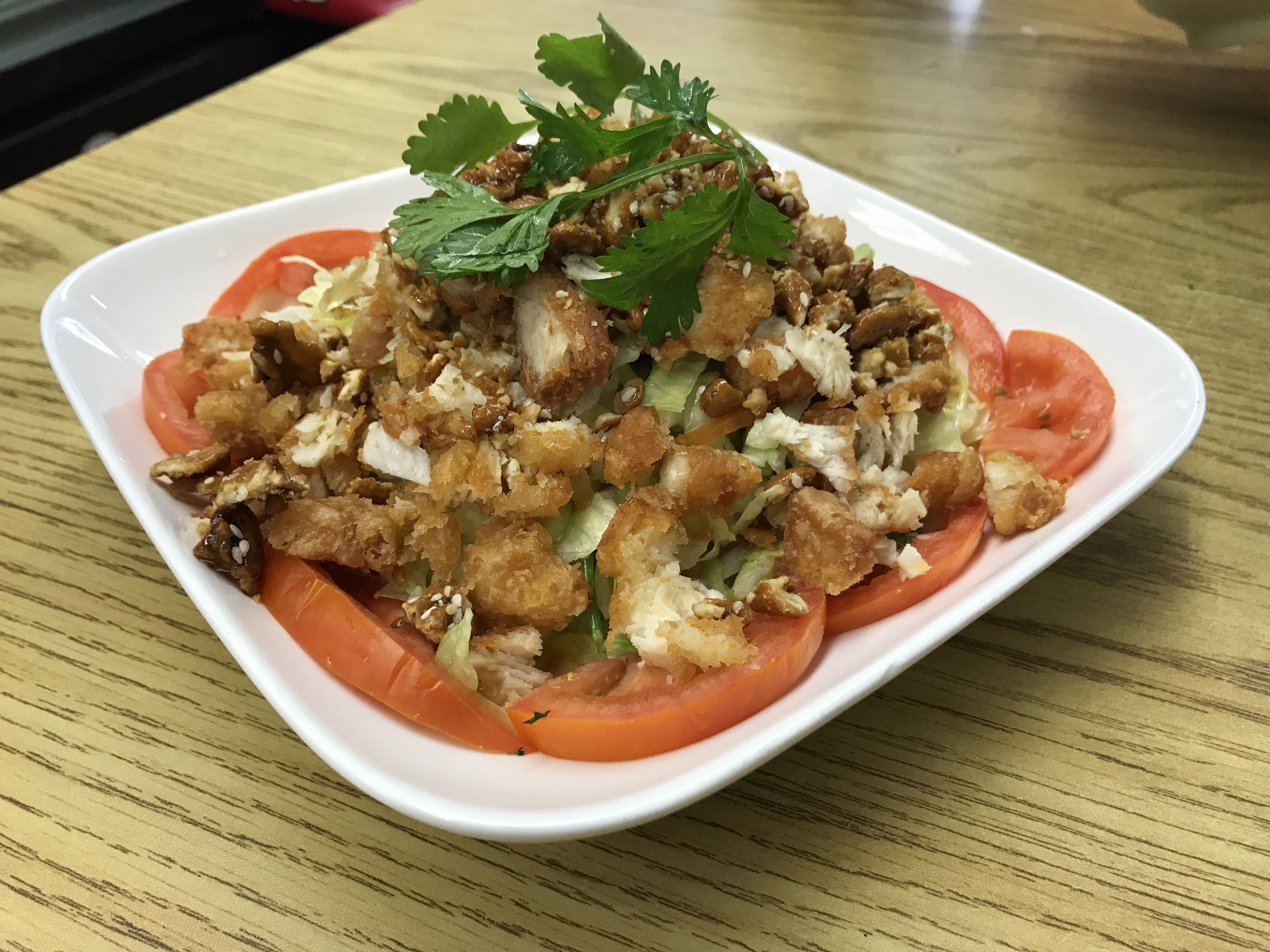 Order Emperor Chicken Salad Appetizer - 雞沙律 food online from Grant Place store, San Francisco on bringmethat.com