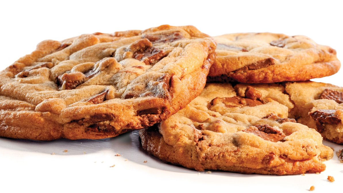 Order Chocolate Chunk Cookie food online from Penn Station store, Indianapolis on bringmethat.com