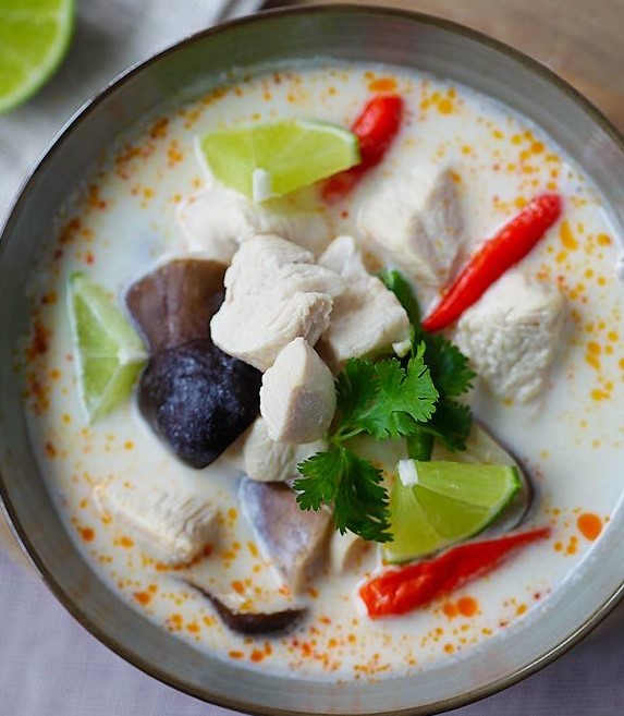 Order Tom Kha Noodle Soup With Chicken and Shrimp food online from Thai Fiesta Cafe store, Paramount on bringmethat.com