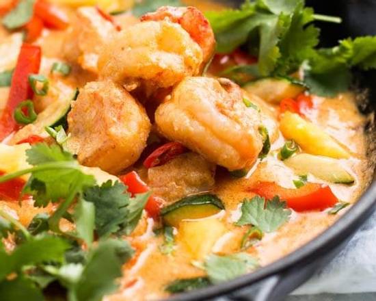 Order Thai Pineapple Curry Shrimp food online from East China store, Aurora on bringmethat.com