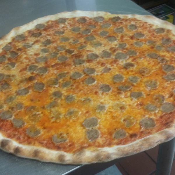 Order Sausage Pizza food online from Fernanda's NY Pizza store, Studio City on bringmethat.com