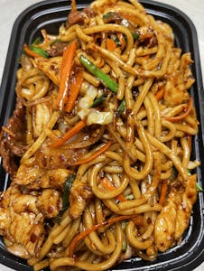 Order M6. House Special Lo Mein food online from Panda Chef store, Sachse on bringmethat.com