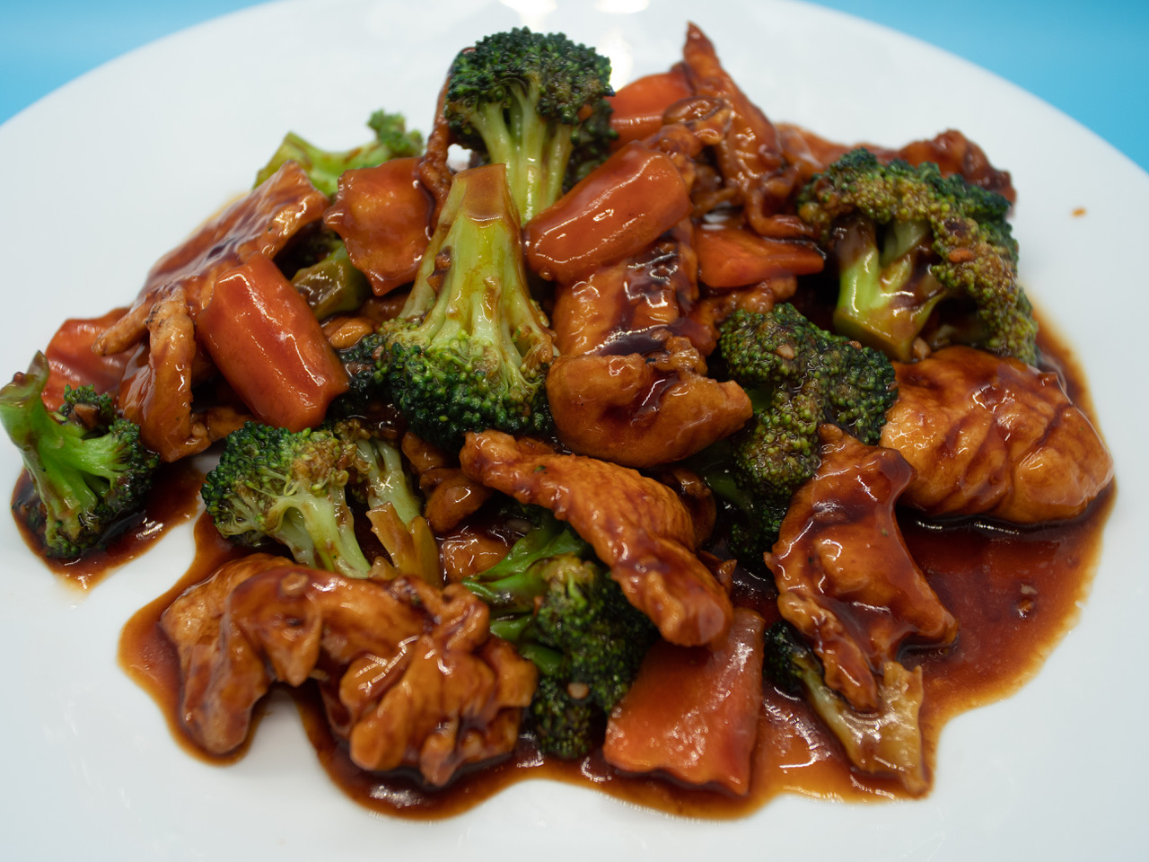 Order D2. Broccoli with Chicken  芥兰鸡 food online from Hai master kitchen store, Laguna Woods on bringmethat.com