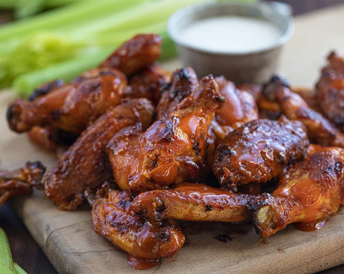 Order 10 pieces Wings food online from Christos' mini mart store, Jersey City on bringmethat.com