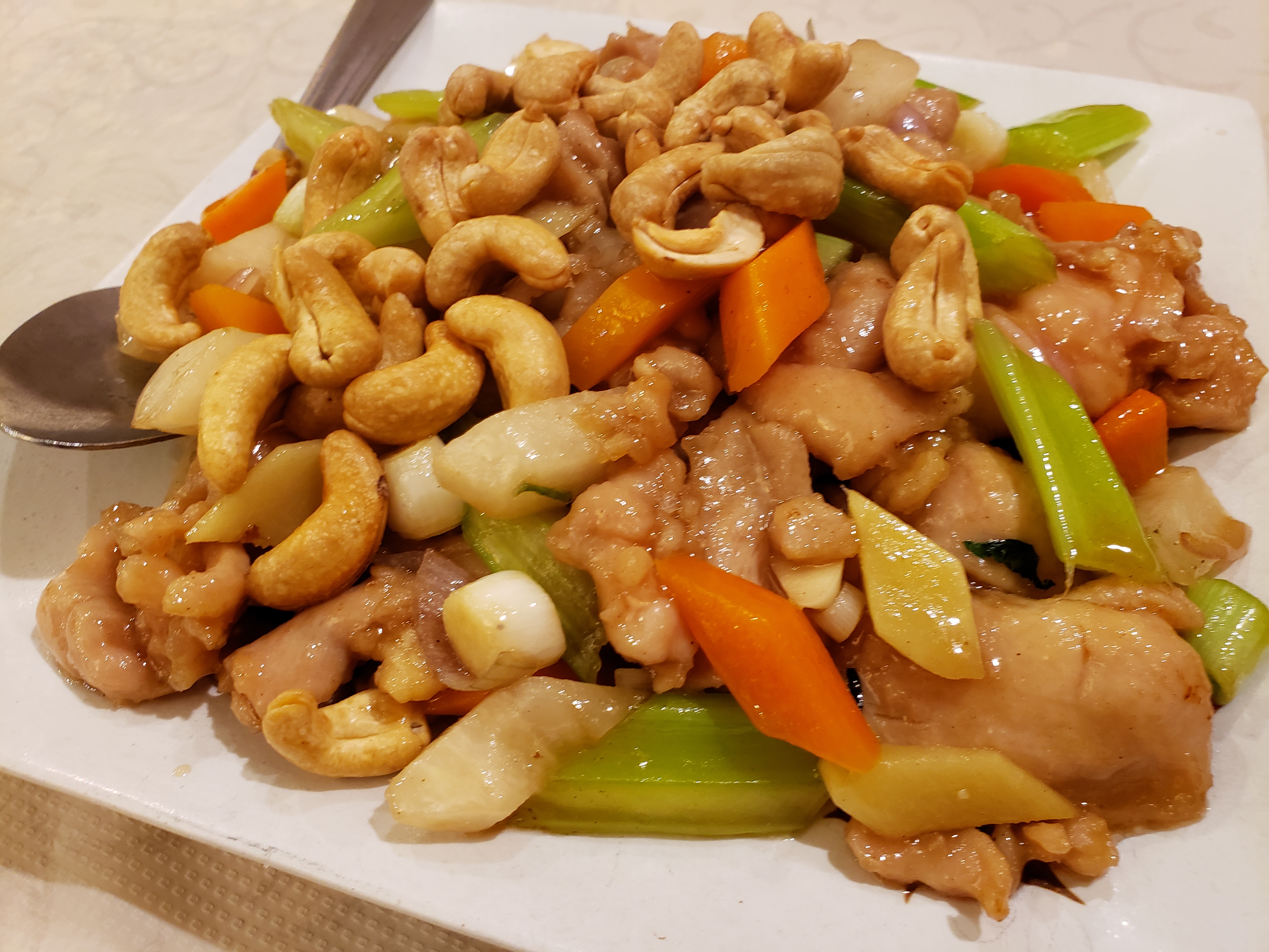 Order Cashew Nut Chicken food online from Asian Pearl store, Richmond on bringmethat.com