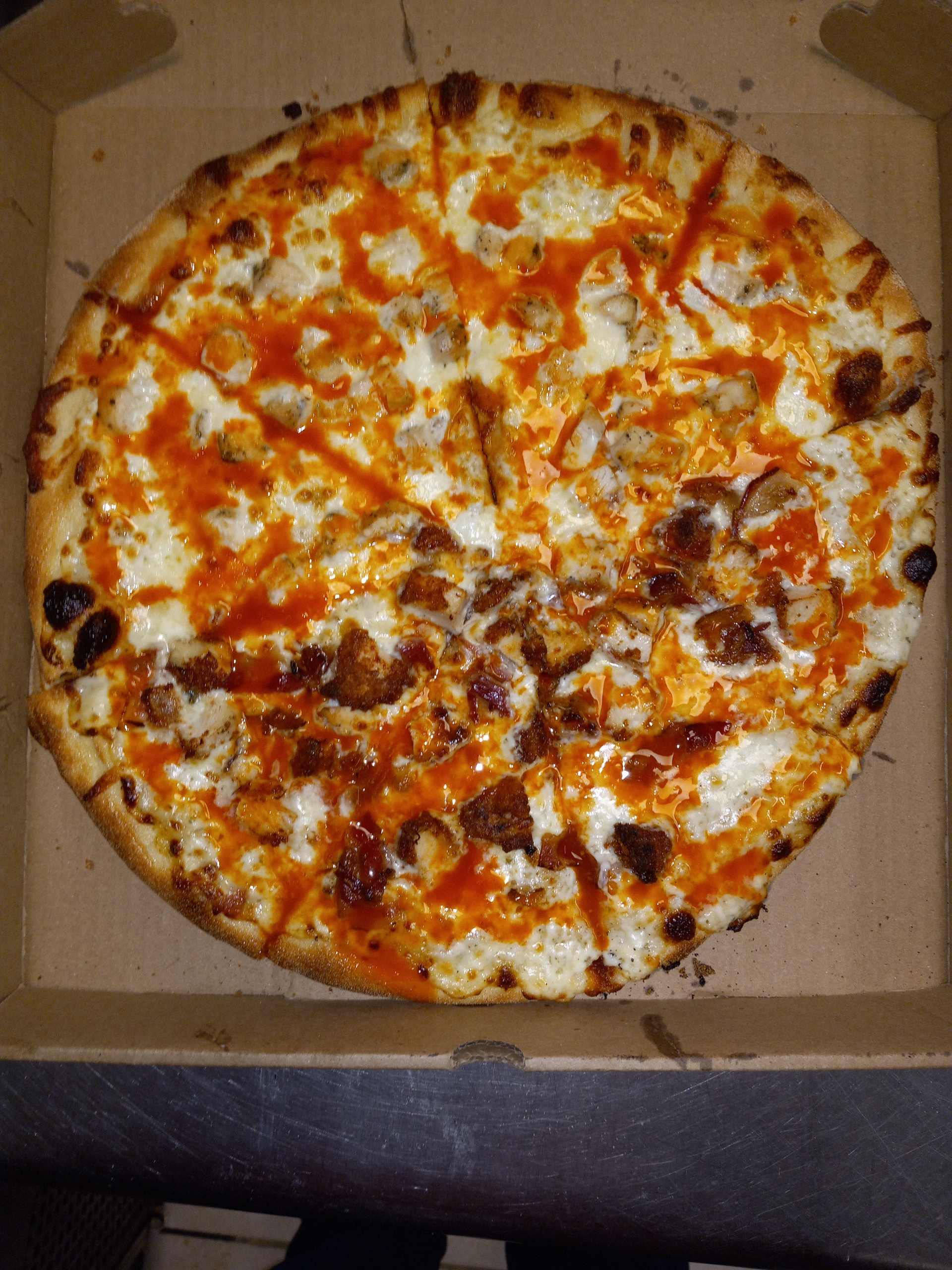 Order Buffalo Chicken Pizza food online from Worcester Pizza Factory store, Worcester on bringmethat.com
