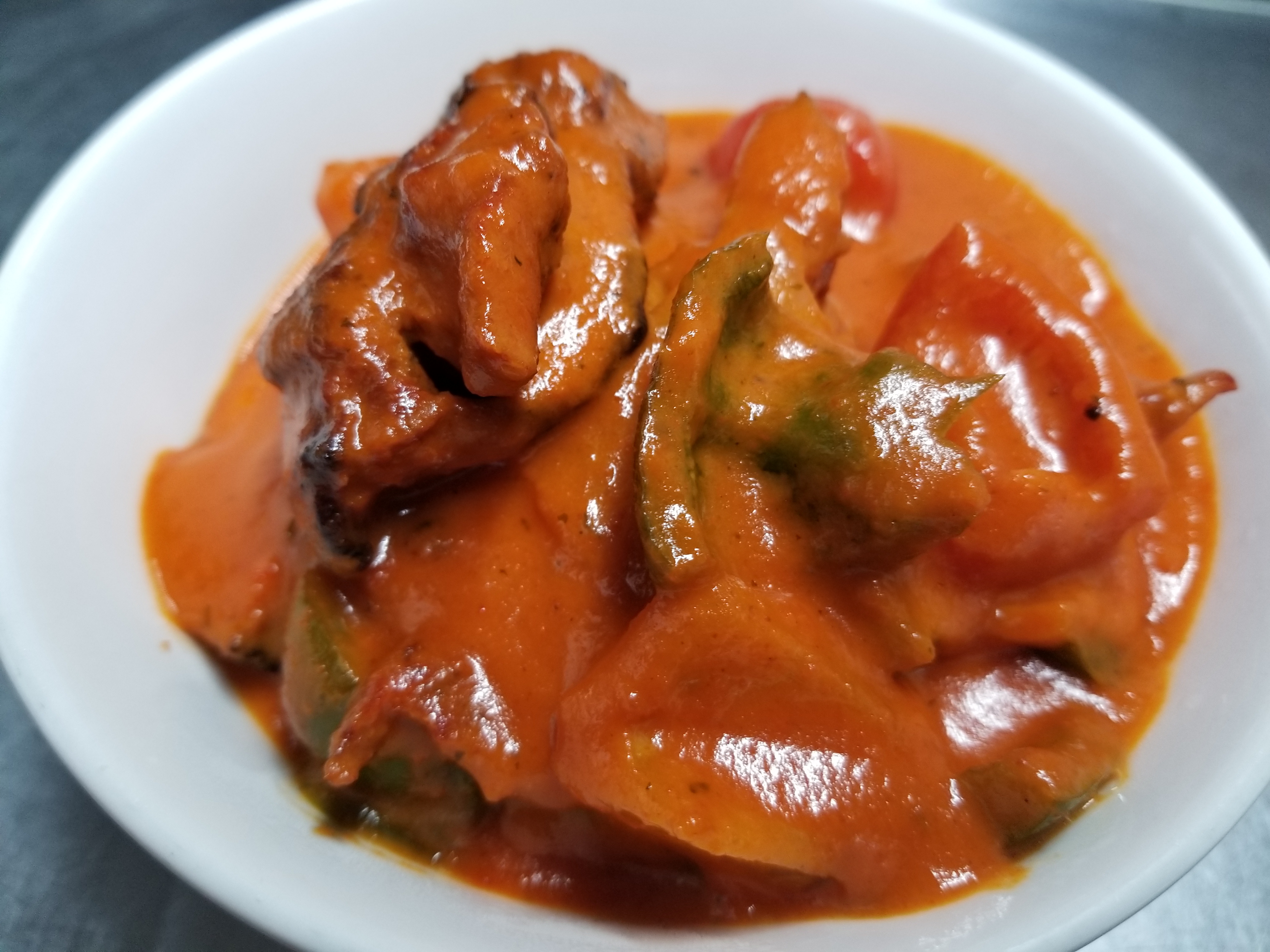 Order Chicken Tikka Masala food online from Maroosh Halal Cuisine store, Upper Darby on bringmethat.com