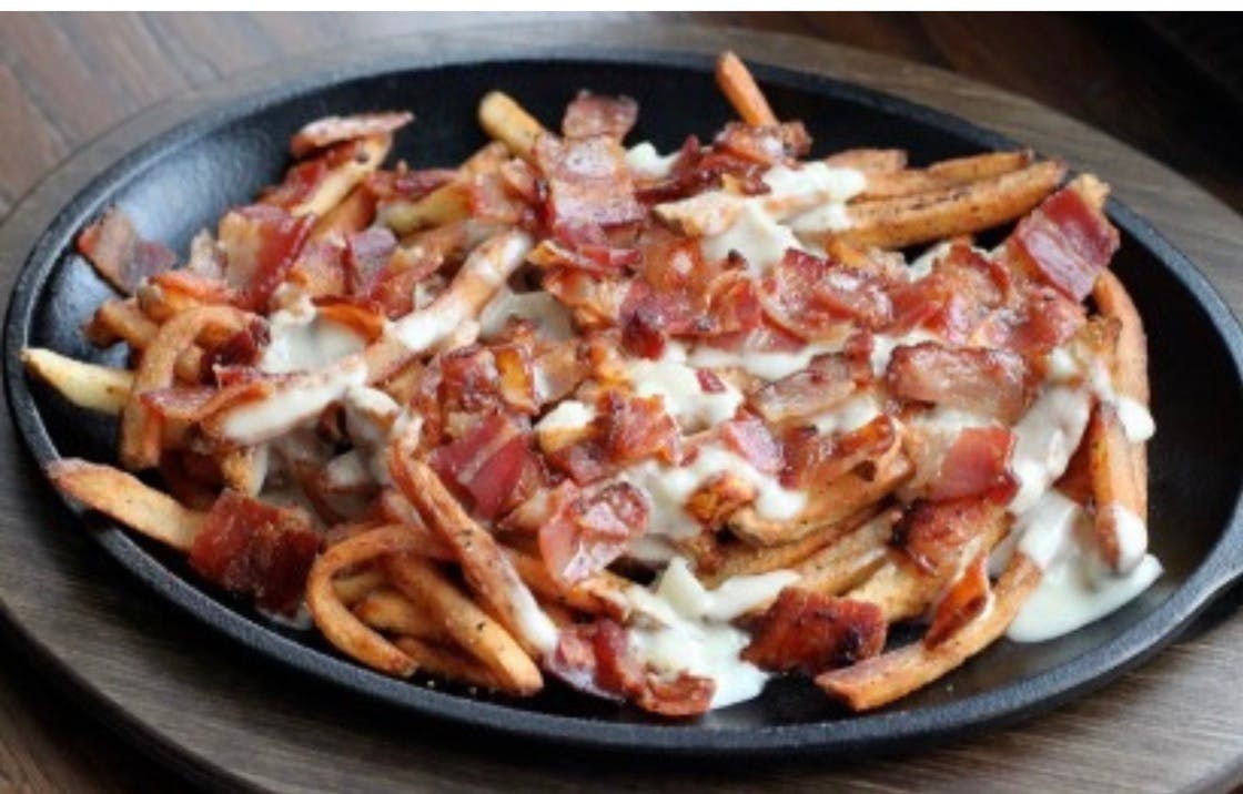 Order Bacon Cheese Fries - Appetizer food online from Buongiorno Pizza store, Windsor Mill on bringmethat.com