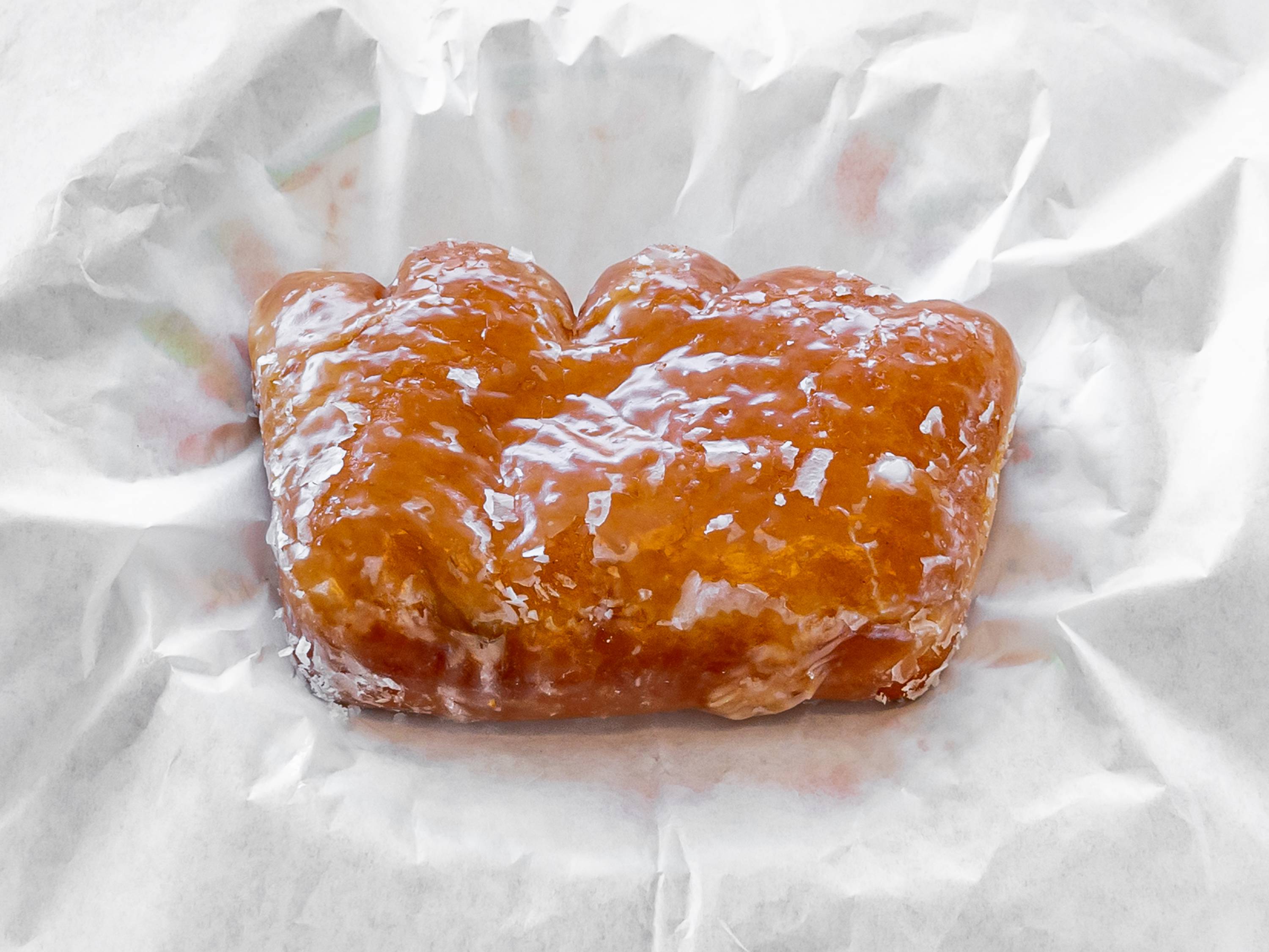 Order Apple Bear Claw food online from Evergreen Donut store, San Jose on bringmethat.com