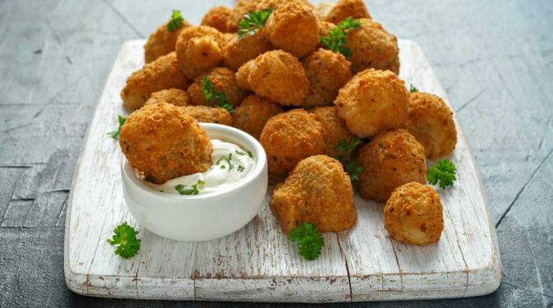 Order Fried Mushrooms food online from The Pizza Cutters store, Syracuse on bringmethat.com