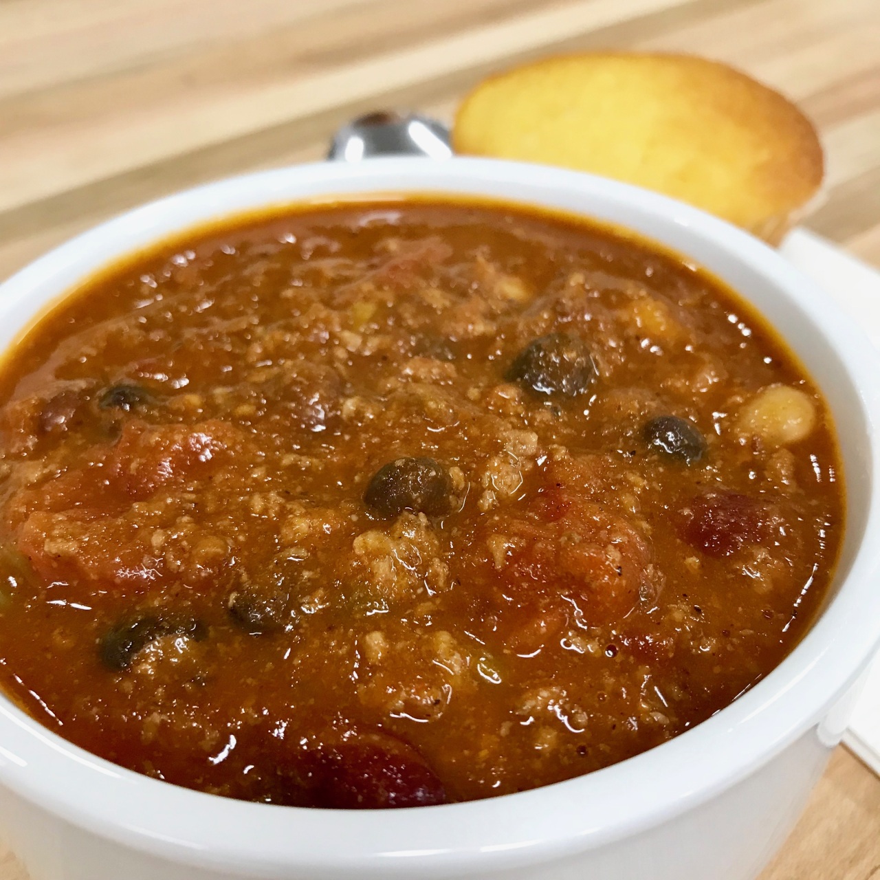 Order Famous Beef Chili food online from Susy Soup & Deli store, Cleveland on bringmethat.com
