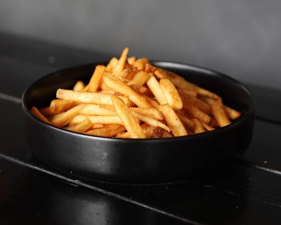Order Lg French Fries food online from Detroit Wing Company store, Southfield on bringmethat.com