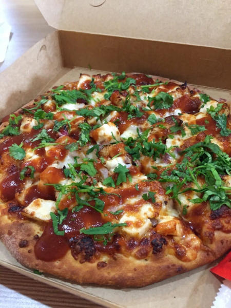Order Kickin' BBQ Chicken Pizza food online from Cafe Bambino's store, Pasadena on bringmethat.com