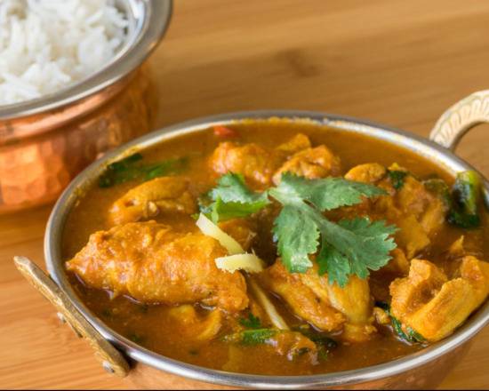 Order Chicken Curry food online from Everest Kitchen store, Albany on bringmethat.com