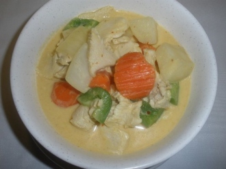 Order Yellow Curry food online from Awesome Thai store, Los Angeles on bringmethat.com