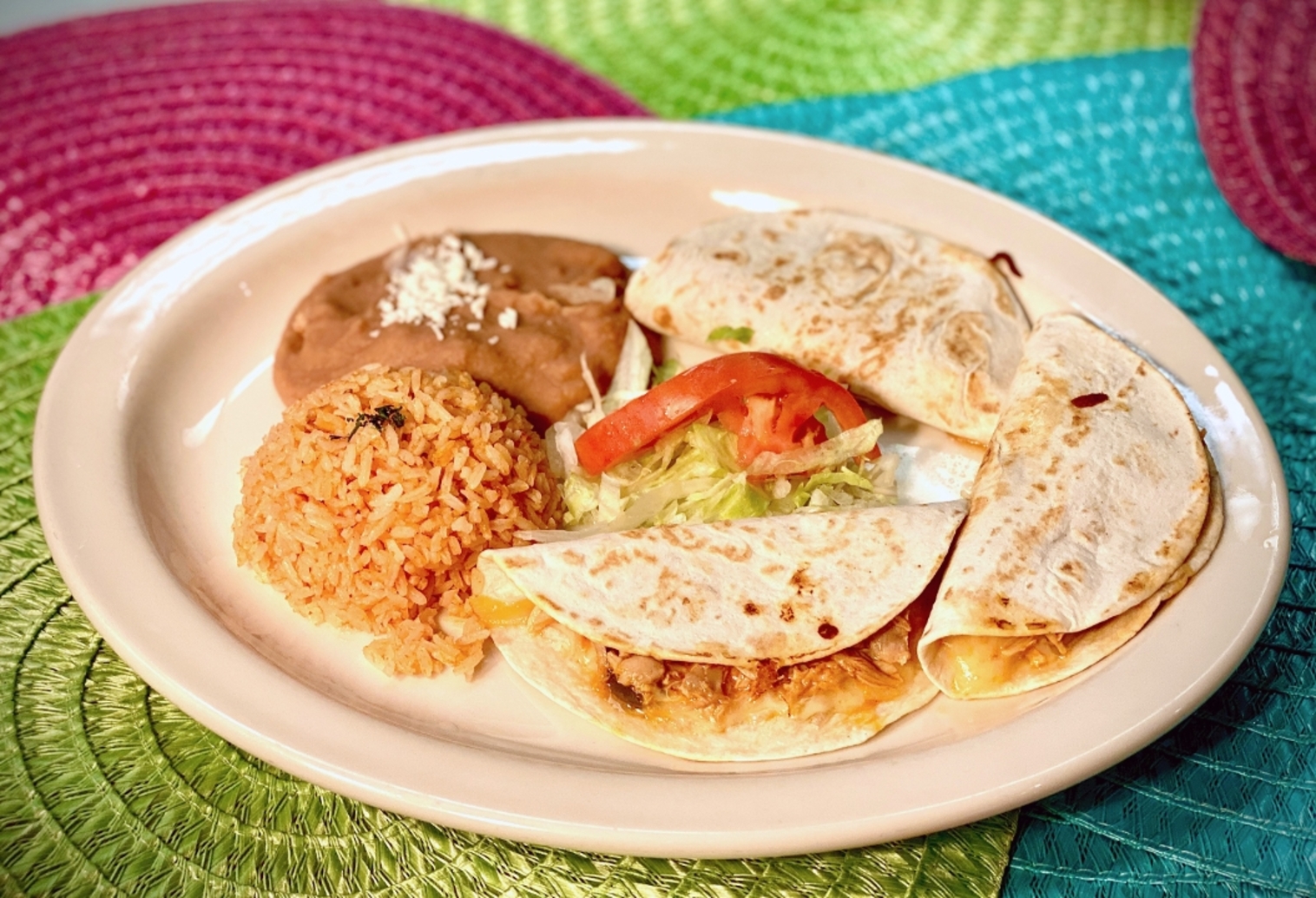 Order Cheese Quesadilla Dinner food online from Fiesta mexicana store, Chicago on bringmethat.com