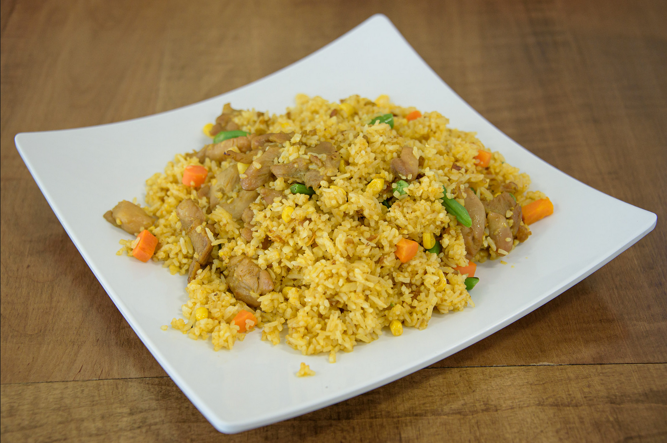 Order FR3. Chicken Fried Rice - Com Chien Ga food online from Pho Bowl & Grill store, Oceanside on bringmethat.com