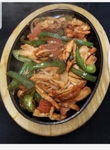 Order Chicken Fajita Dinner food online from Mexico Restaurant store, Des Plaines on bringmethat.com