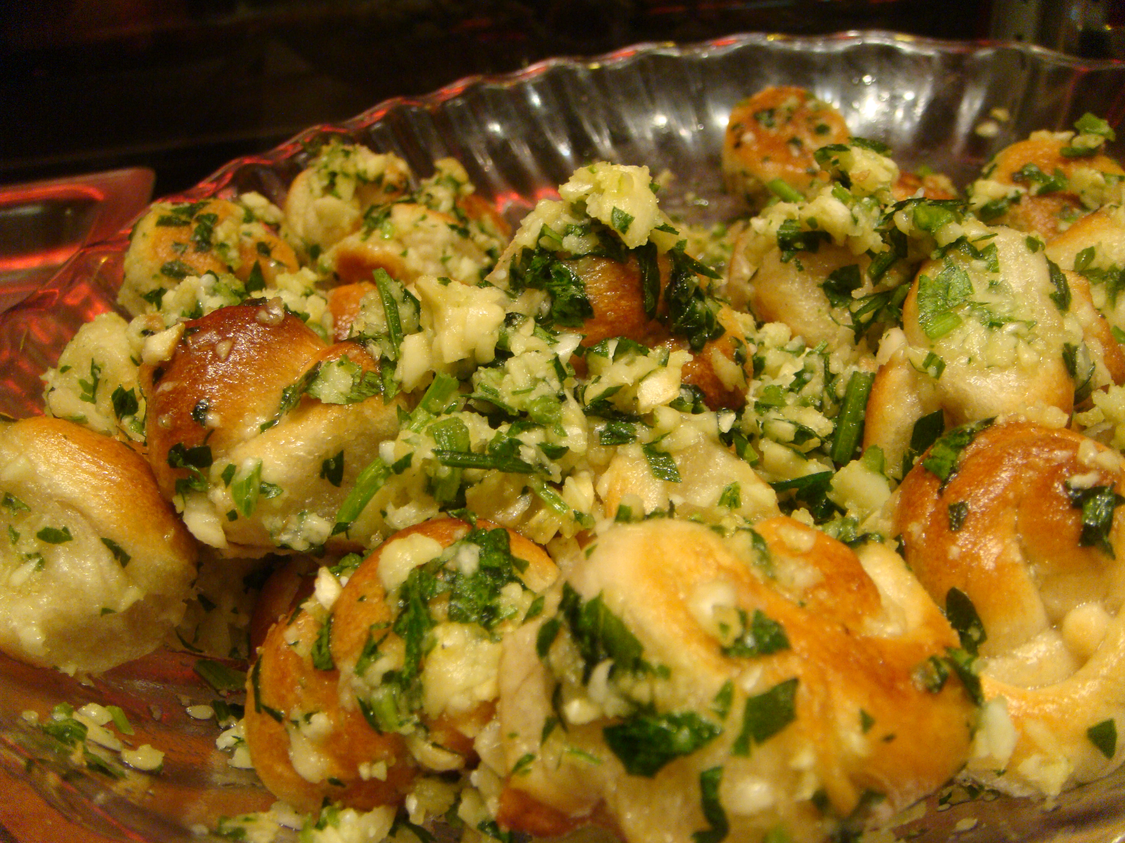 Order 6 Garlic Knots food online from East Village Pizza & Kebabs store, New York on bringmethat.com